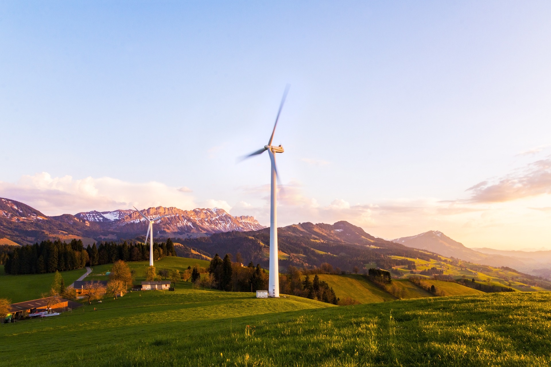 https://pixabay.com/de/photos/windanlage-windenergie-2218457/